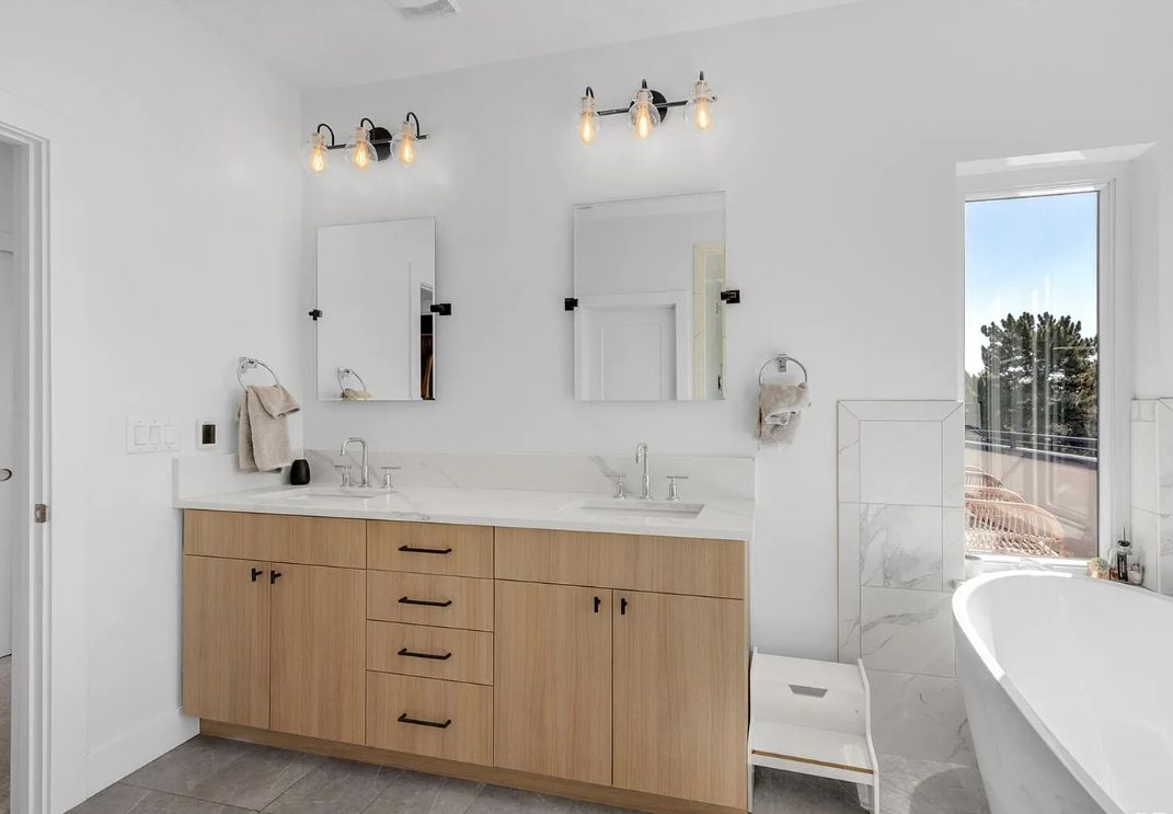 Renovar Construction custom home on Vrain St, Sloan's Lake, Denver, CO — photo 22