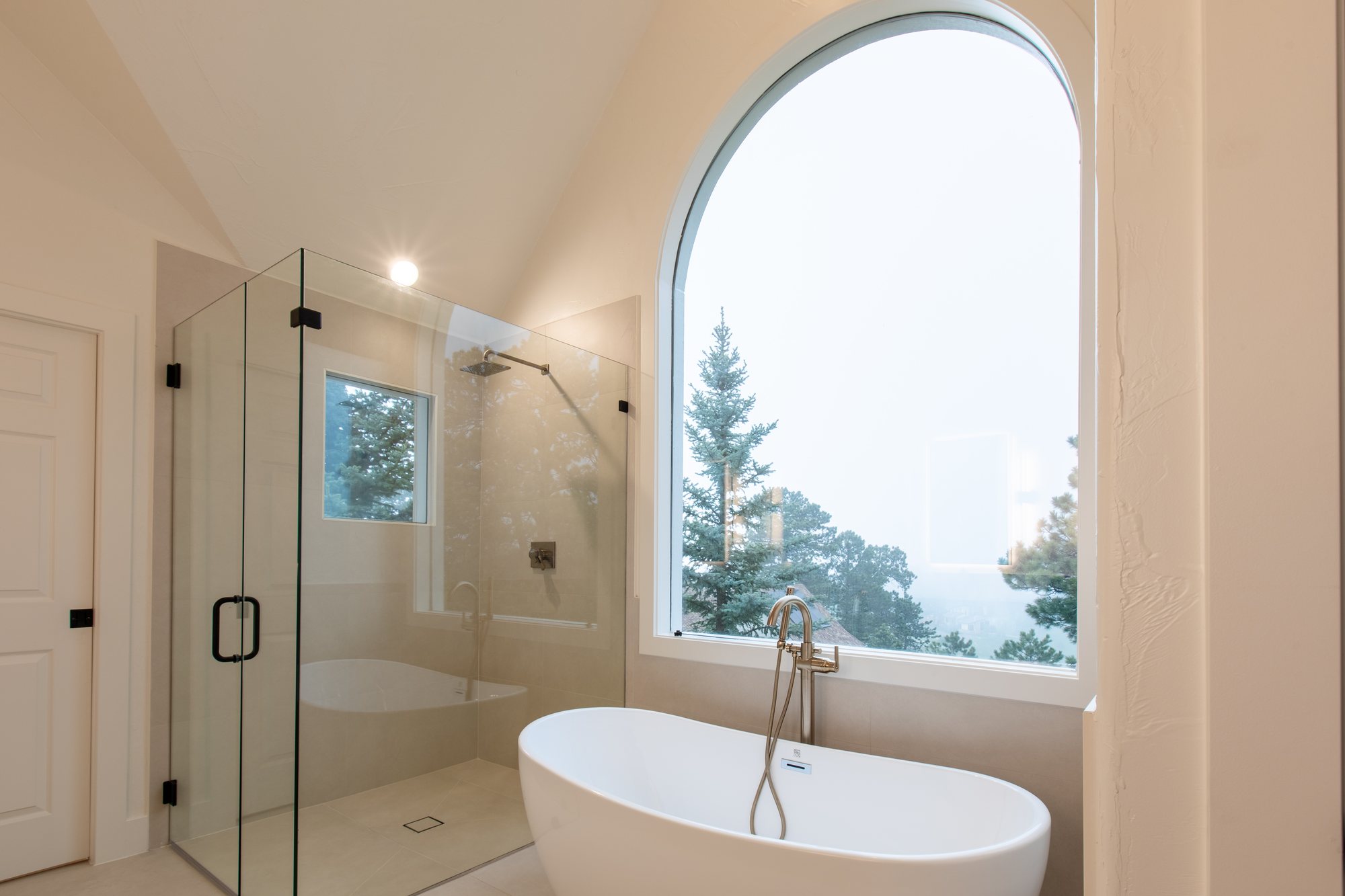 Renovar Construction remodel on Waynes Way, Colorado — photo 11