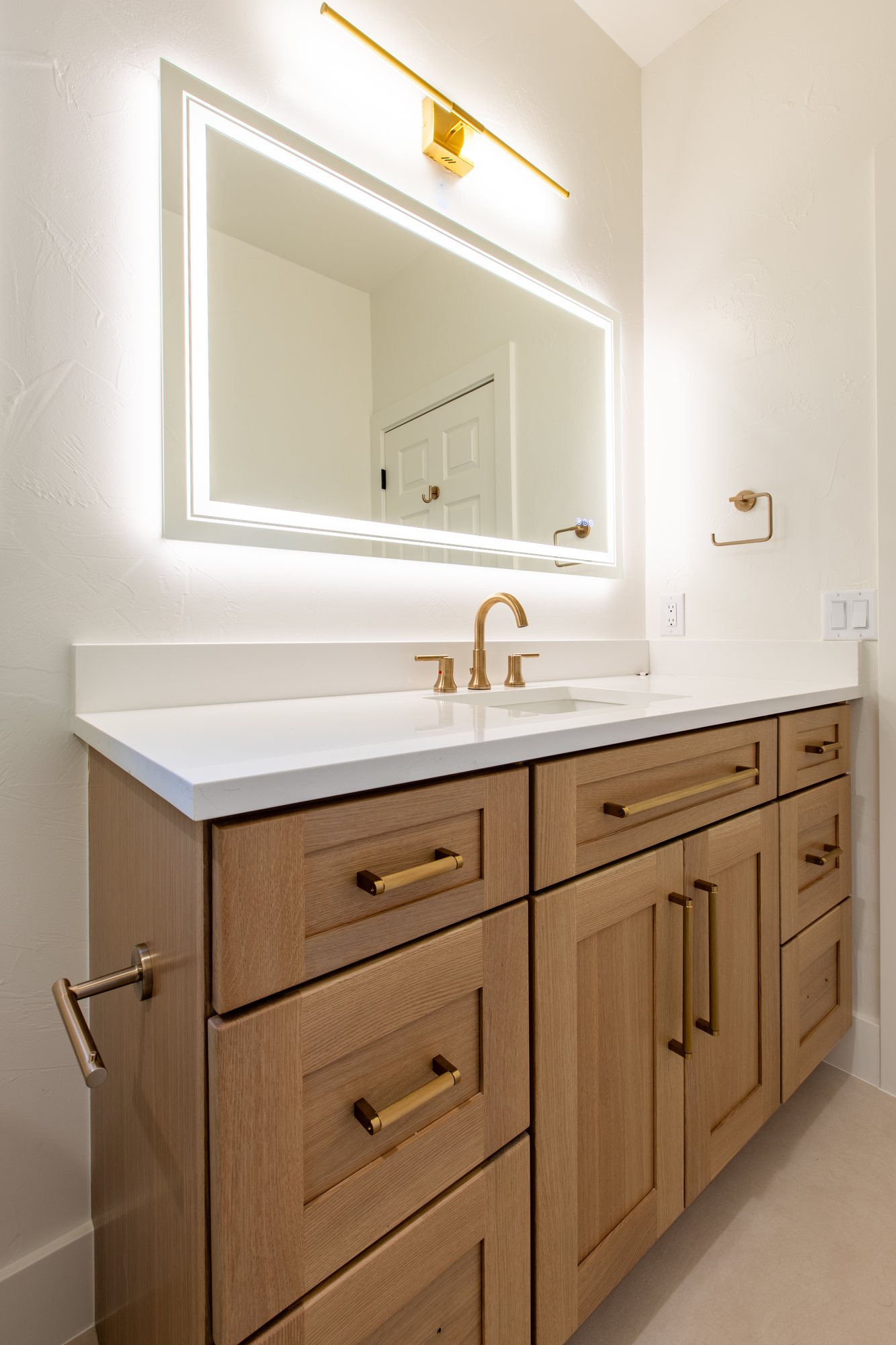 Renovar Construction remodel on Waynes Way, Colorado — photo 17
