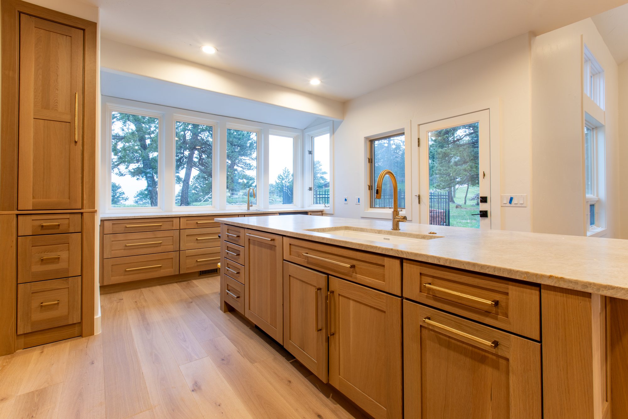 Renovar Construction remodel on Waynes Way, Colorado — photo 7