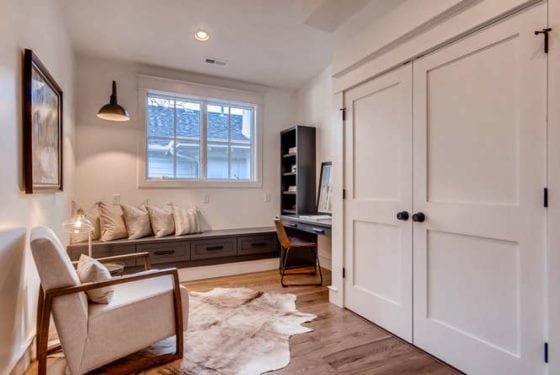 2170-S-Columbine-Denver-CO-small-038-68-2nd-Floor-Master-Bedroom-666x444-72dpi-1-560x375.j