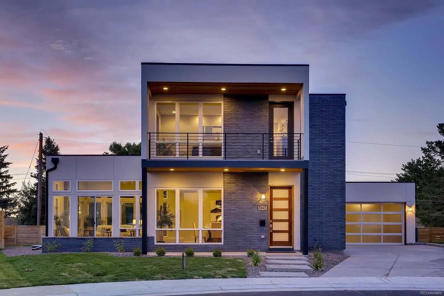 Renovar Construction custom home on Bails Drive, Virginia Village, Denver, CO — photo 2