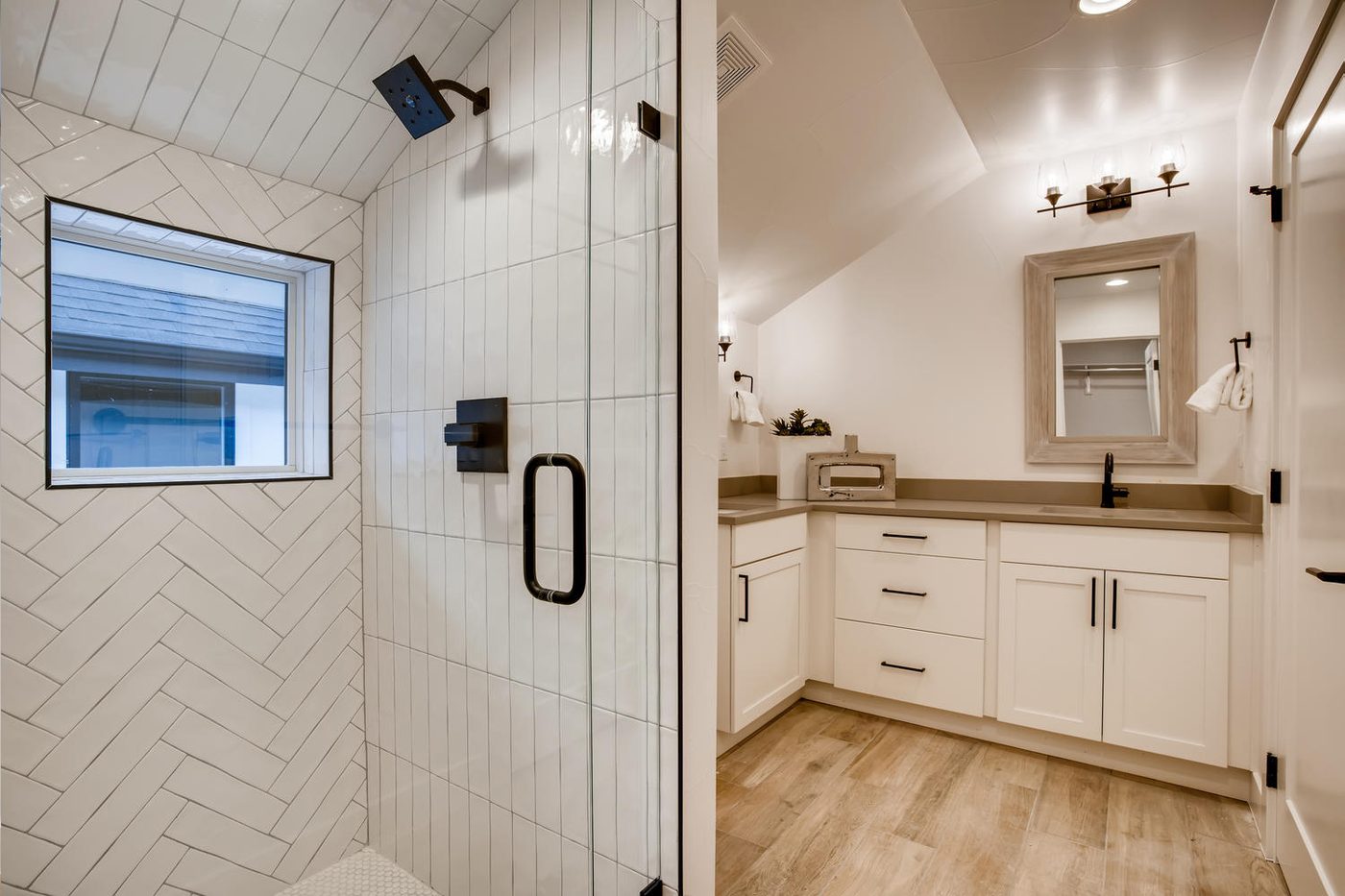 Renovar Construction townhome project on Josephine Row Homes, Denver, CO 80210 — photo 2